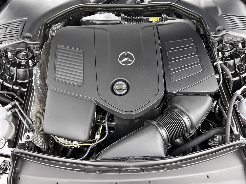 Mercedes-Benz C-Klasse 300 e 140 years edition | amg line | adapt. cruise c