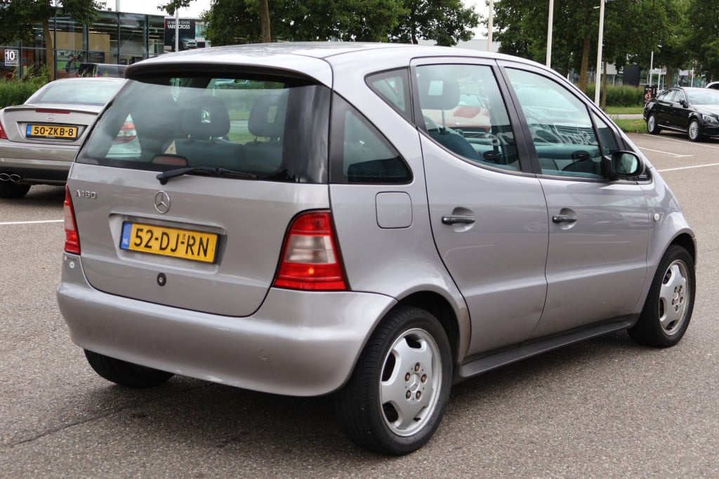 Mercedes-Benz A-Klasse 160 elegance i automaat i meeneemprijs i lage km sta