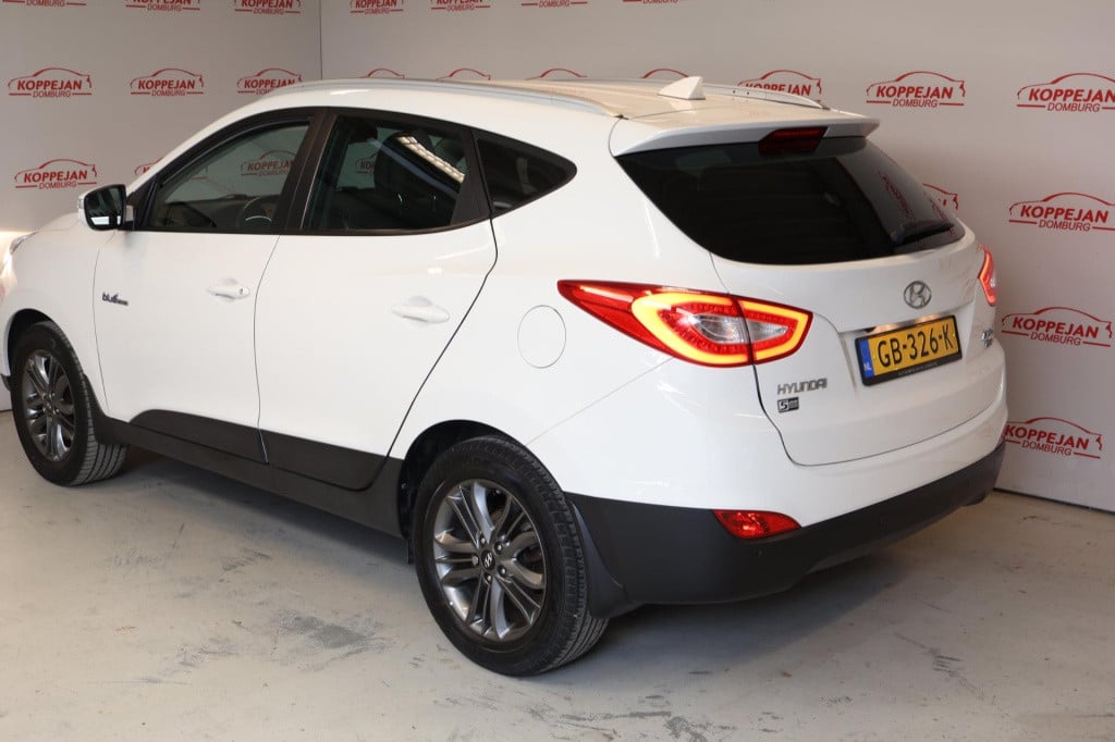 Hyundai Ix35 1.6i gdi go! nl auto, parkeersensor, stoelverw, airco,
