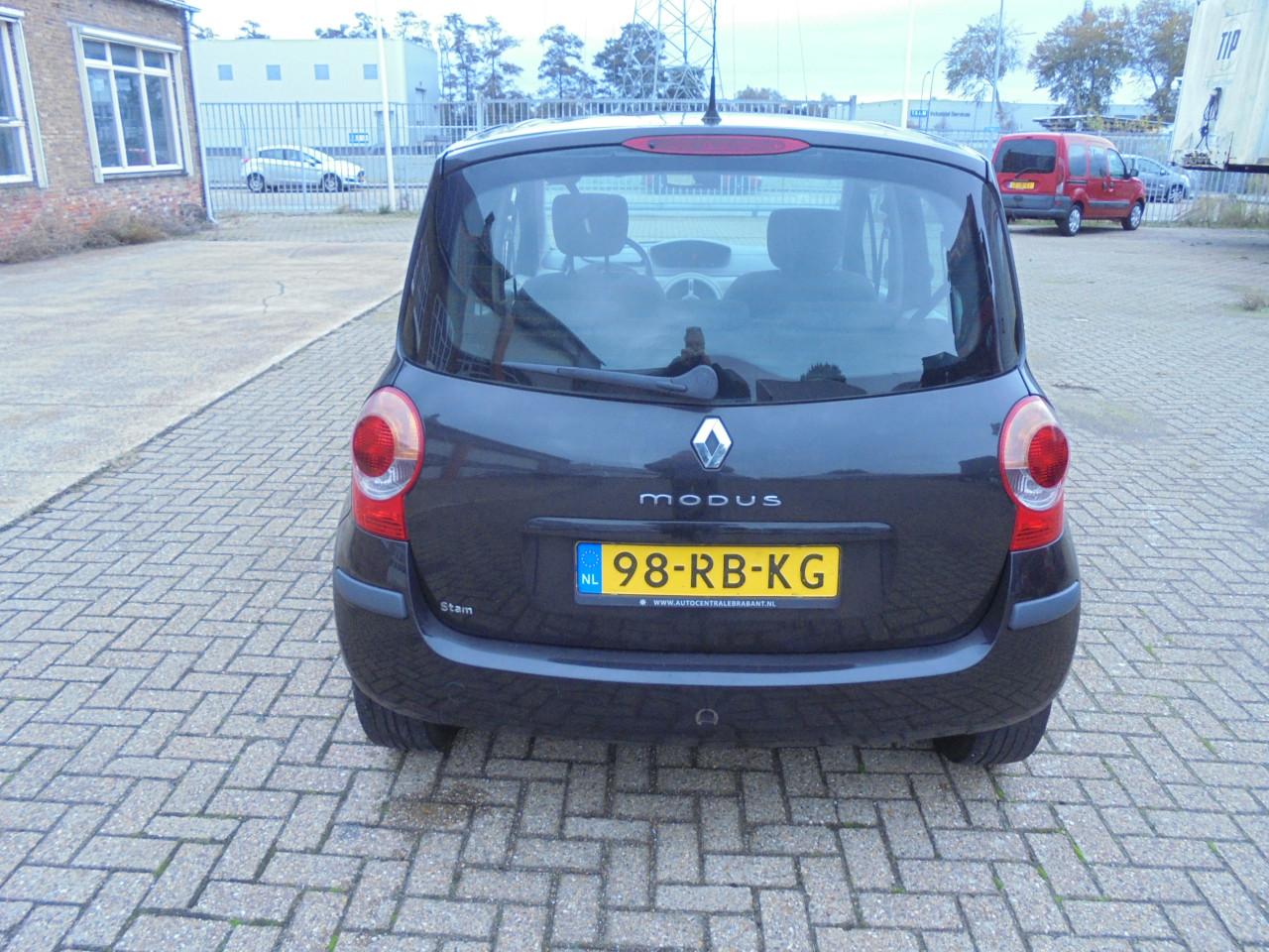 Modus ZO MEENEMEN € 695 in goede conditie APK t/m Mei 2026