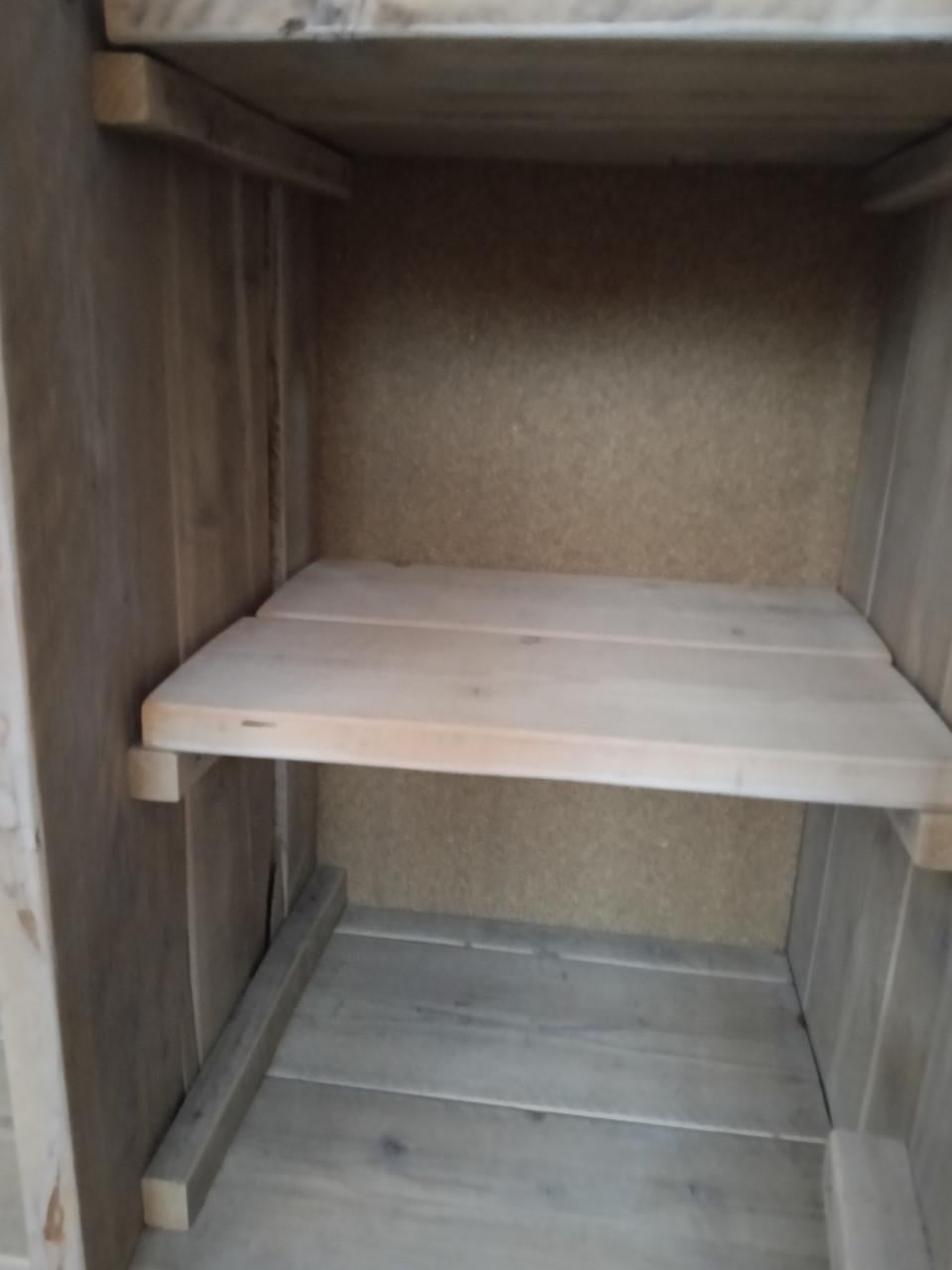Kledingkast Steiger