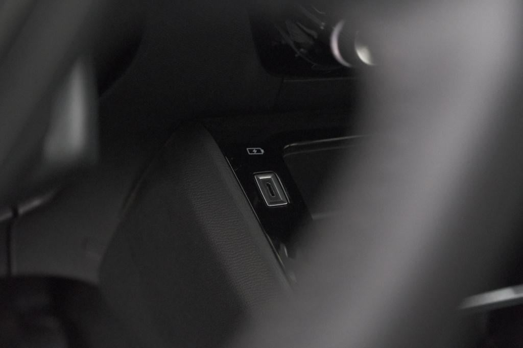 Peugeot 208 ev active pack 50 kwh | 92.5 % soh | navigatie | parkeersensore
