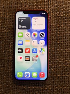 IPhone 12 Rood