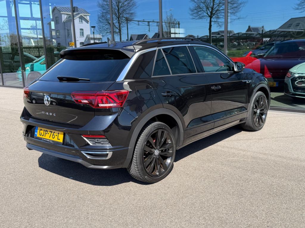 Volkswagen T-roc 1.5 tsi 150pk dsg 2x r-line | virtual | camera | dode hoek