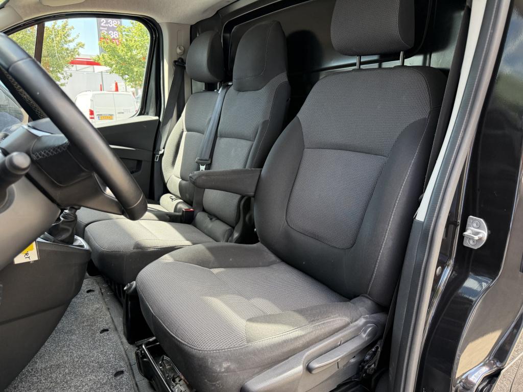 Renault Trafic 2.0 dci 130 t30 l2h1 work edition | nl-auto | 1e eig | led |