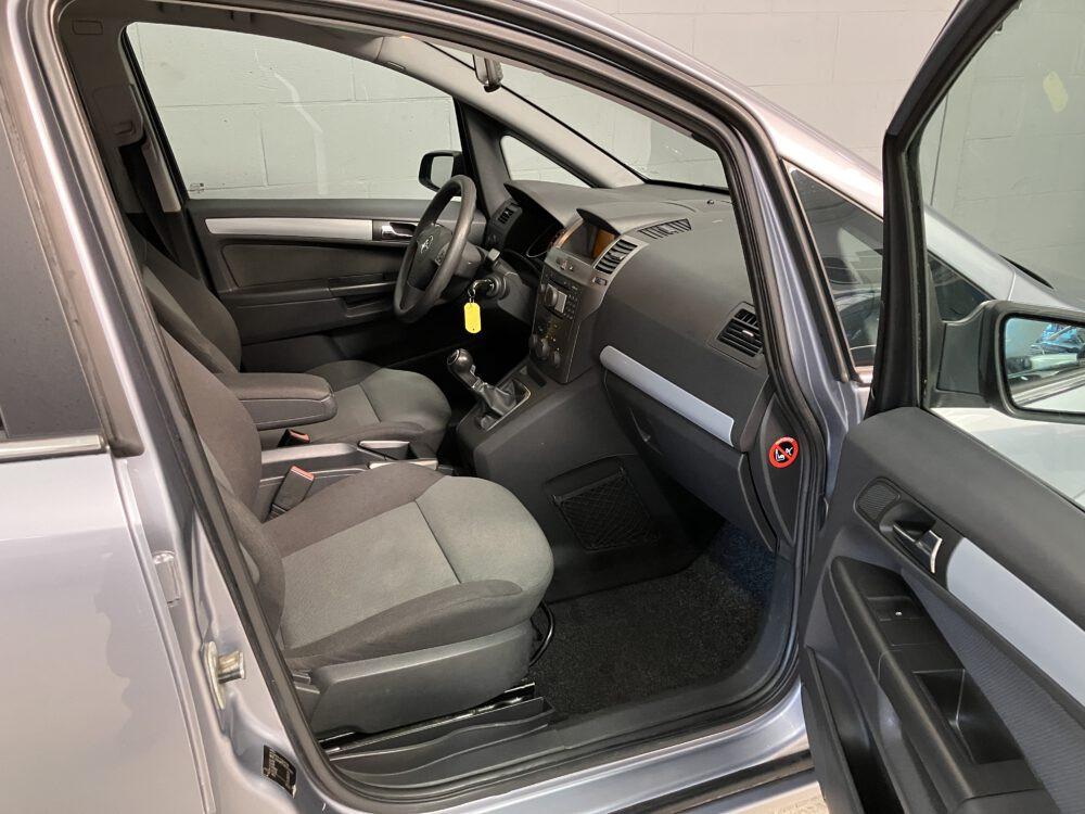 Opel Zafira 1.8 Essentia 7 Persoons