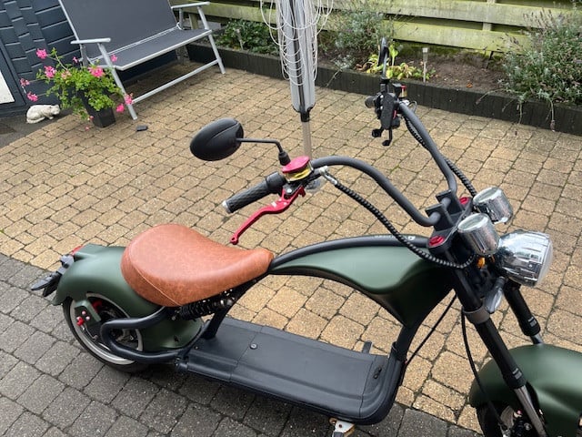 Te koop: Echopper merk Mangosteen, kleur matgroen