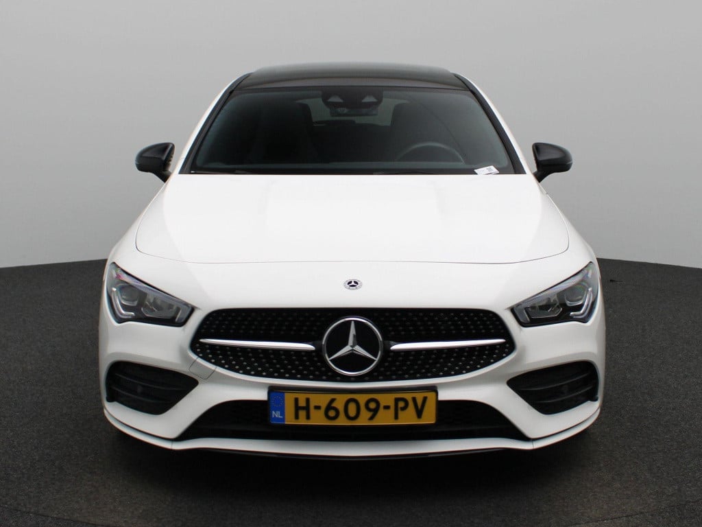 Mercedes-Benz Cla shooting brake 200 business solution amg | automaat | pan