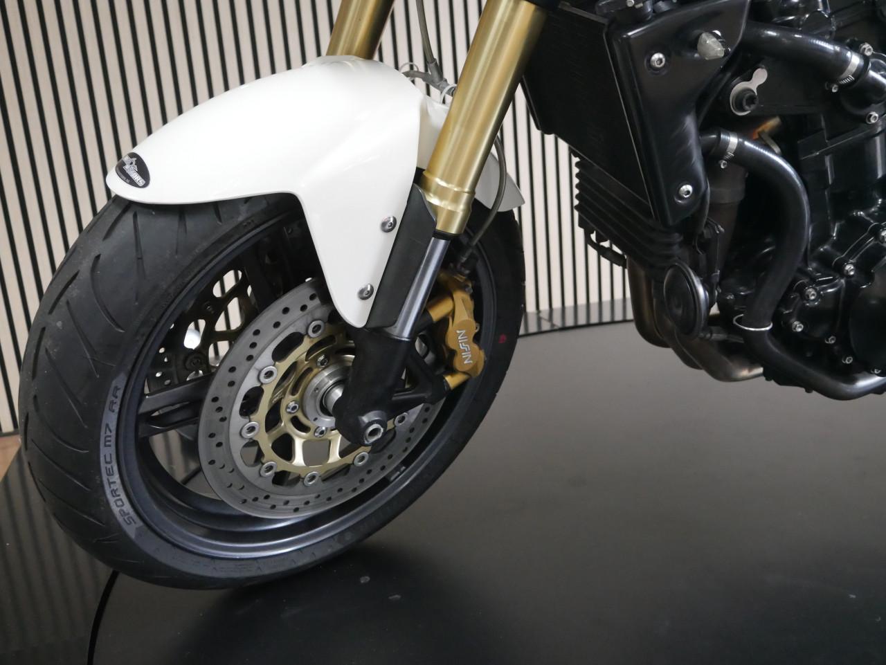 TRIUMPH SPEED TRIPLE 1050