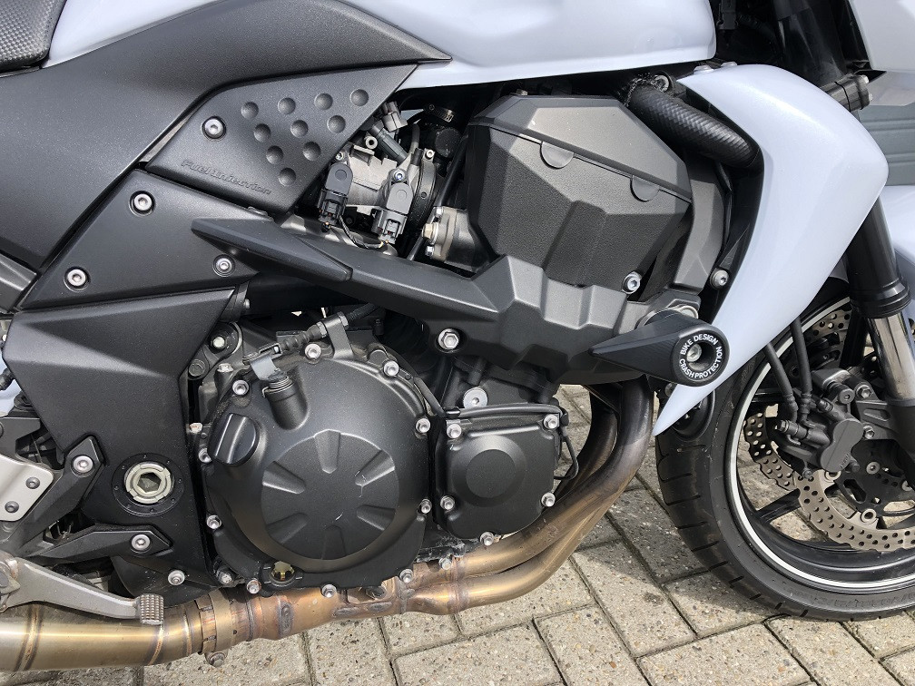 ***VERKOCHT*** Volledig aangeklede Kawasaki Z750 ABS '13, 22dkm €4995,-