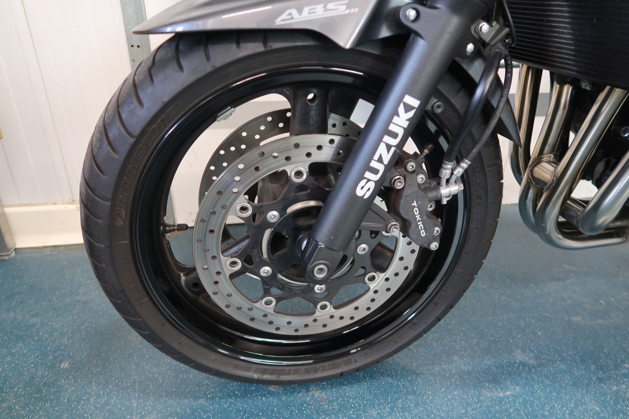 2011 Suzuki Bandit GSF650A in nieuwstaat