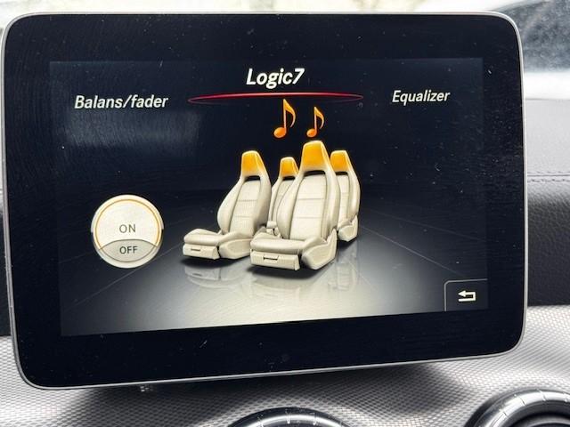 Mercedes-Benz Cla shooting brake 200 d business solution amg l panoramadak 