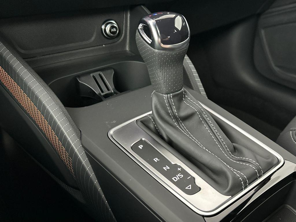 Audi Q2 s edition 35 tfsi 110 kw / 150 pk hatchback 7 vers