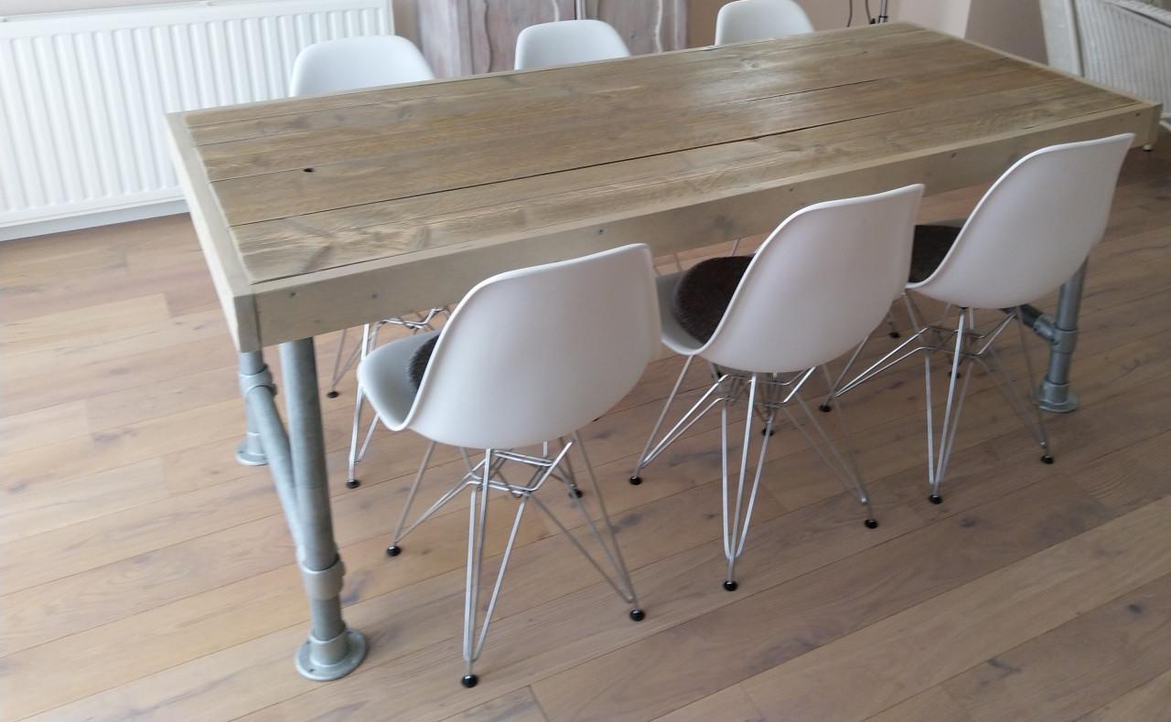 Tafel eettafel tuintafel