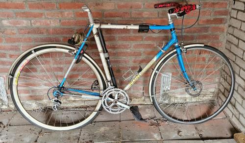 50 jaar oud  racefiets