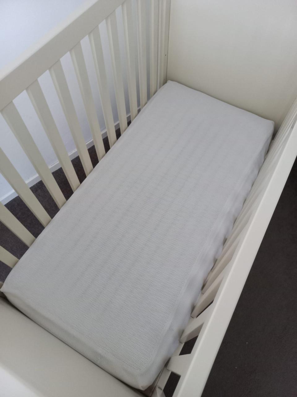 Kinderledikant met matras en aerosleep topper