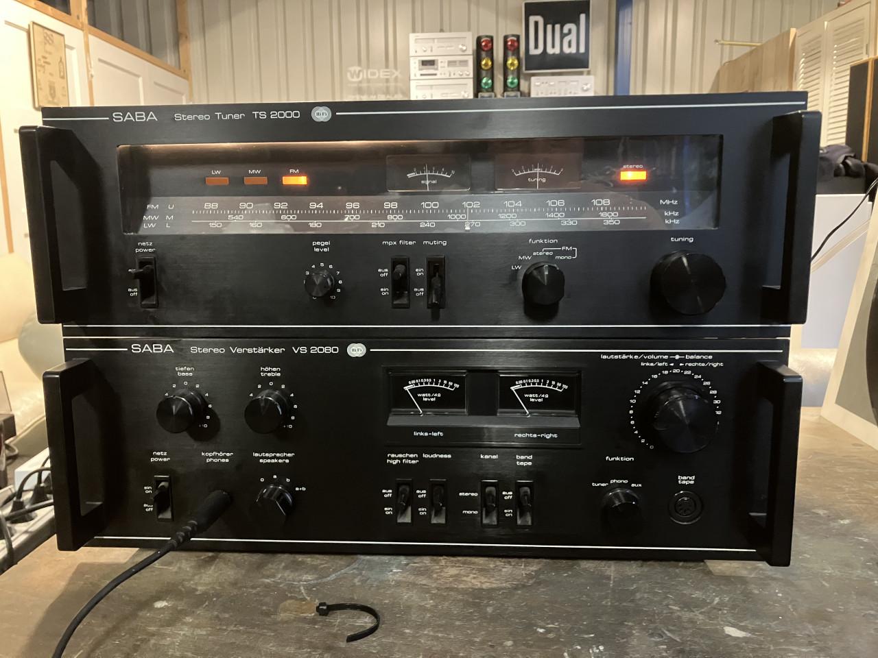 Saba (Sanyo)prachtige vintage set 2x 60Watt bij 4 Ohm VU meters rackhandles