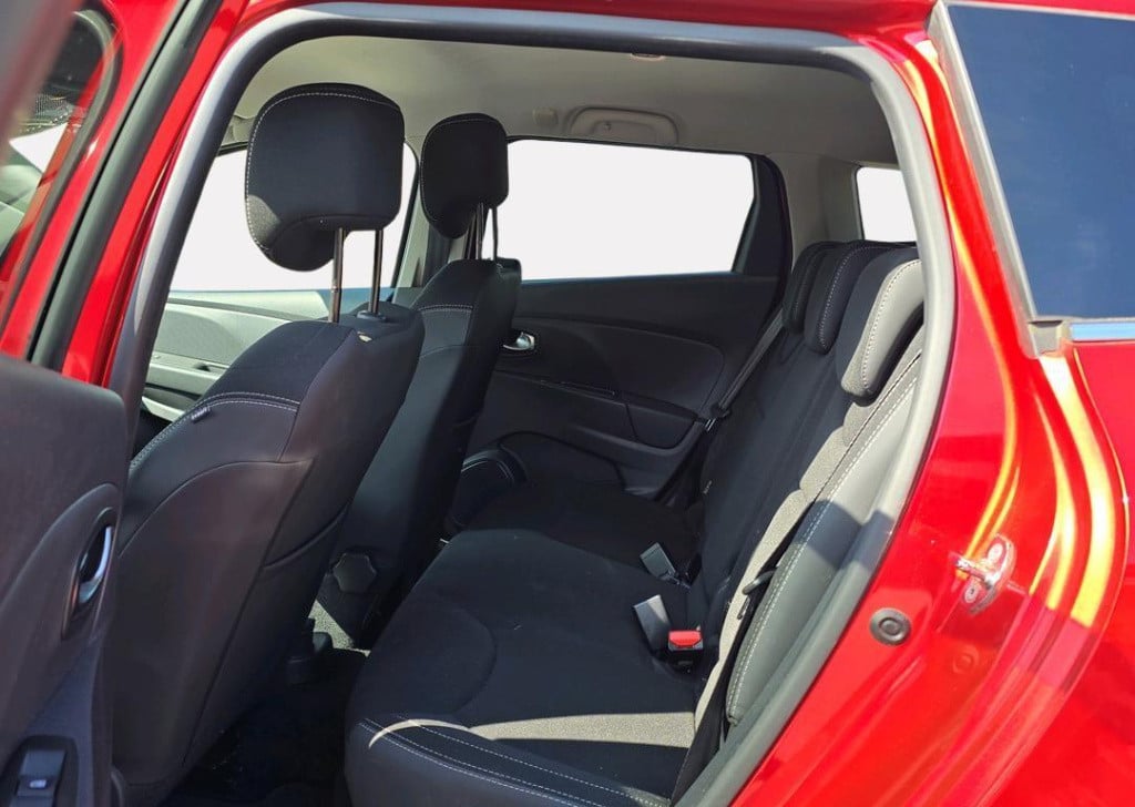 Renault Clio estate 0.9 tce limited