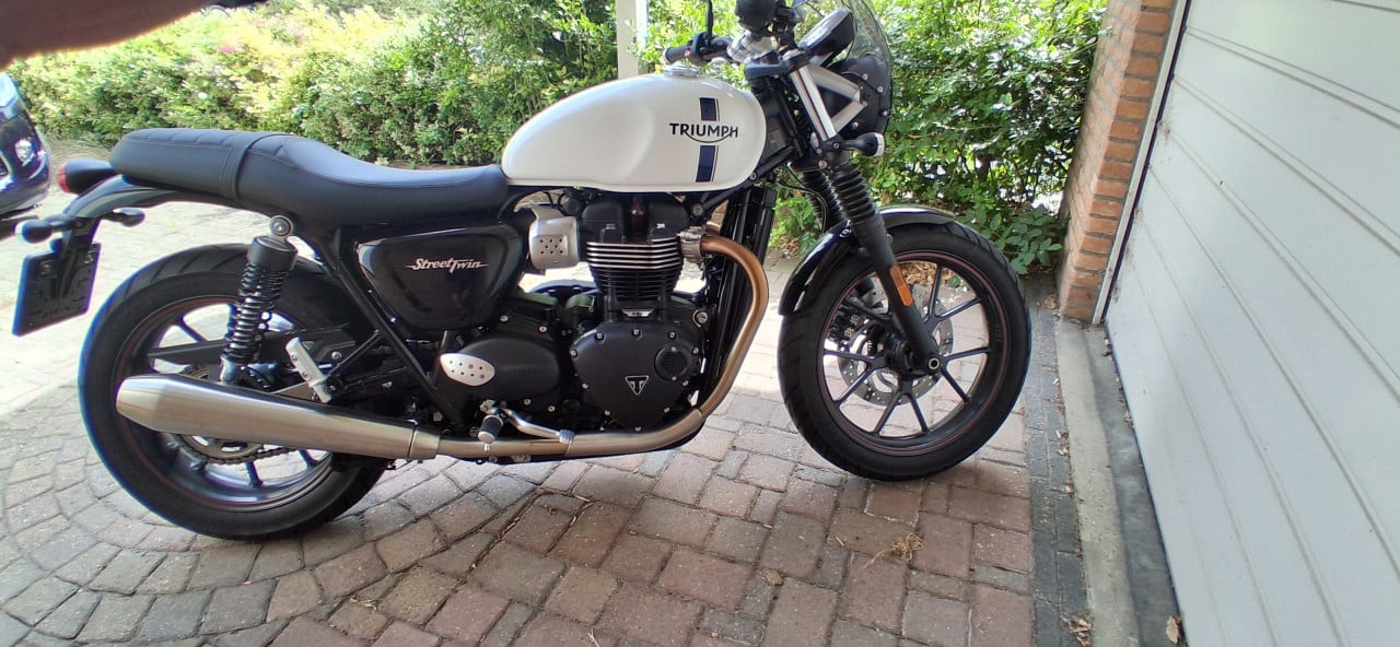 Schitterende Triumph Street Twin 900