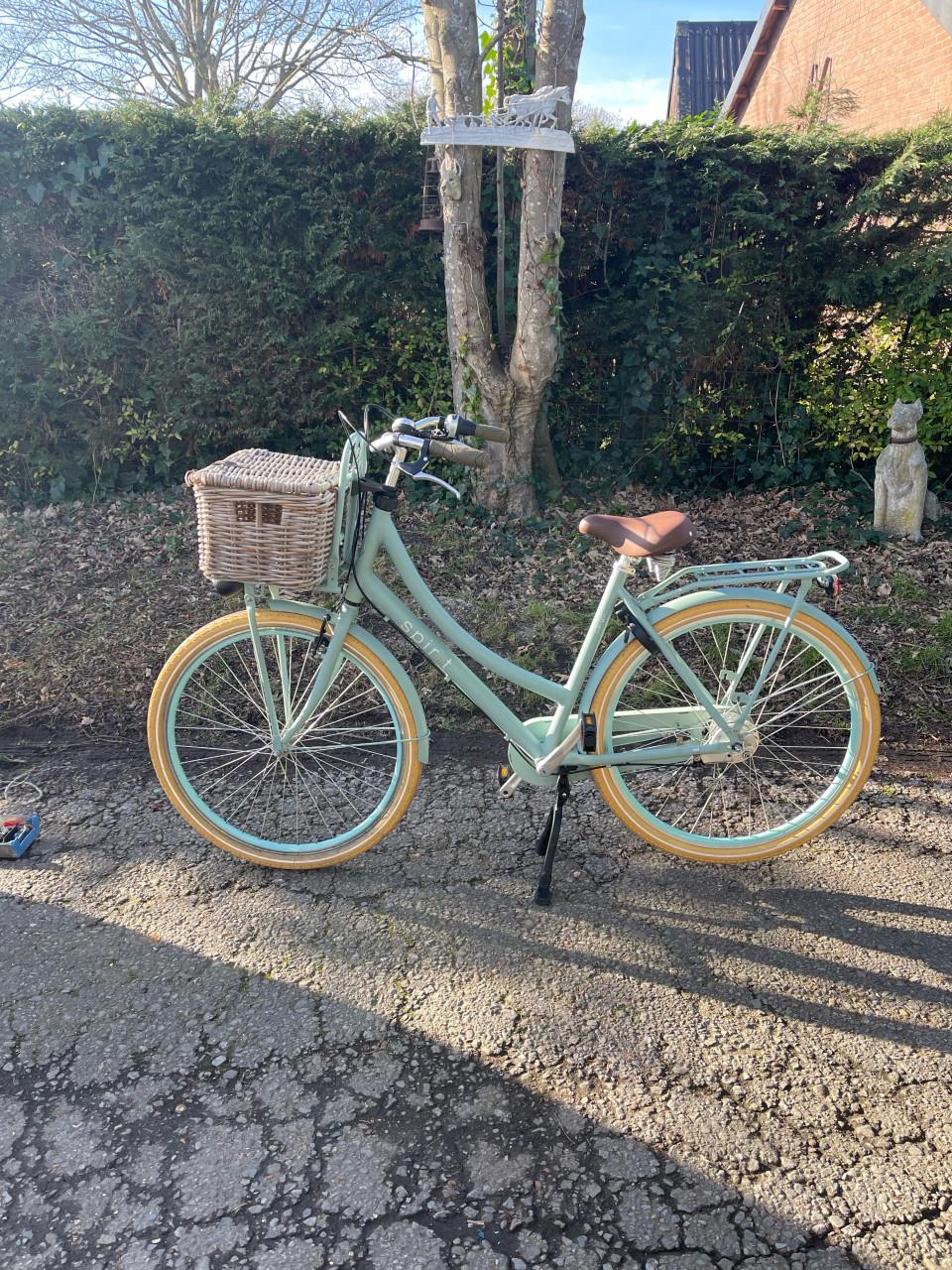 Tekoop zeer nette spirit cargo