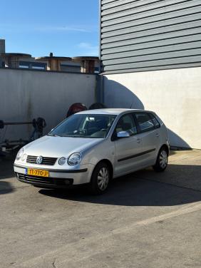 5-deurs Volkswagen Polo 1.2 - 2004 - Grijs