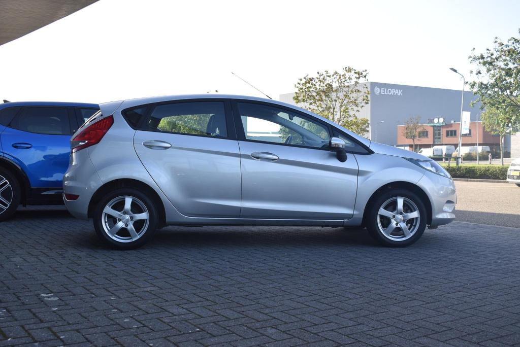 Ford Fiesta 1.25 limited | airco | radio |