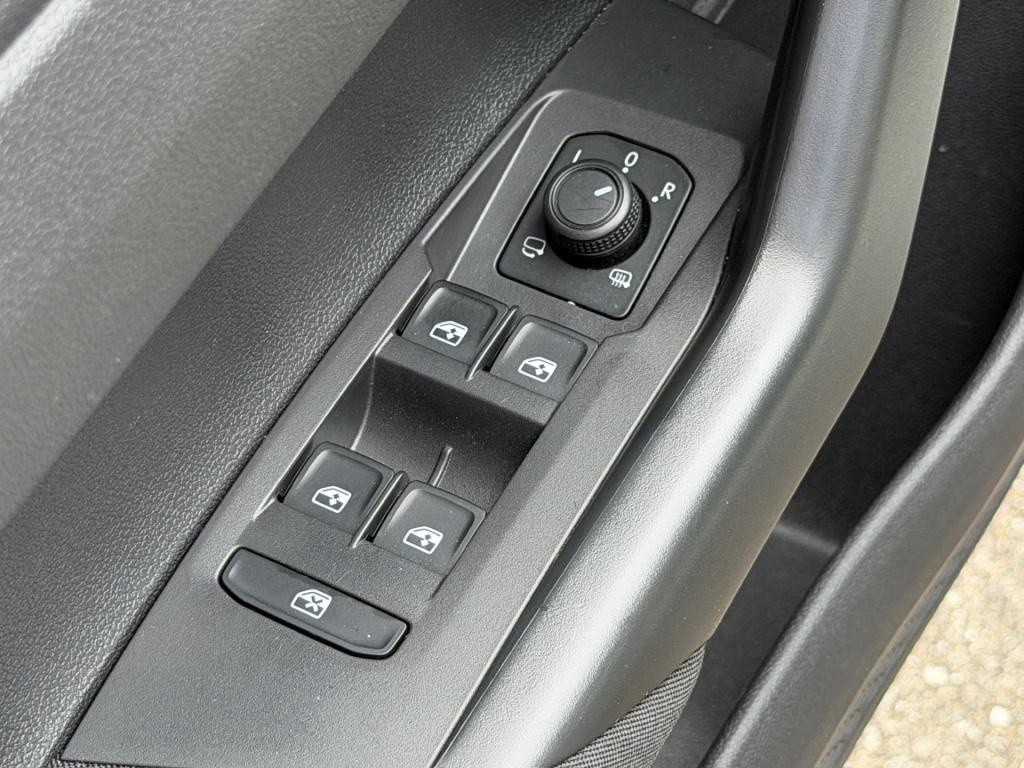 Volkswagen Polo 1.0 tsi active 95pk | virtual cockpit | climate | stoelverw