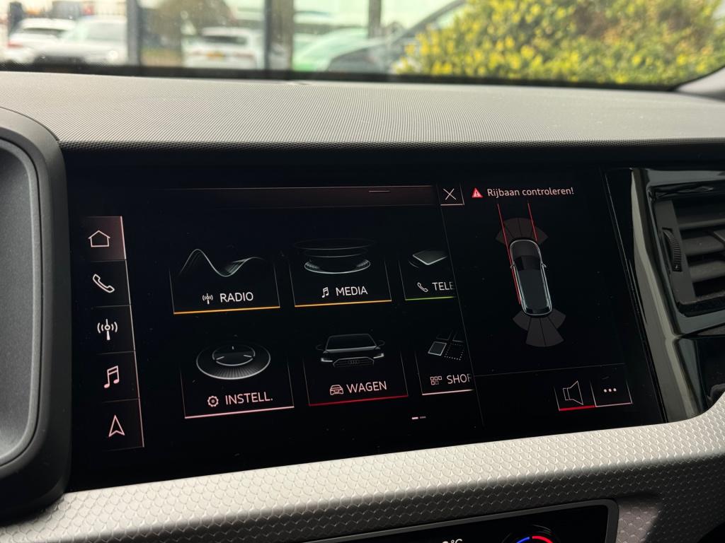 Audi A1 Sportback 35 tfsi 2x s line * 150 pk!! * half leder * 18 inch