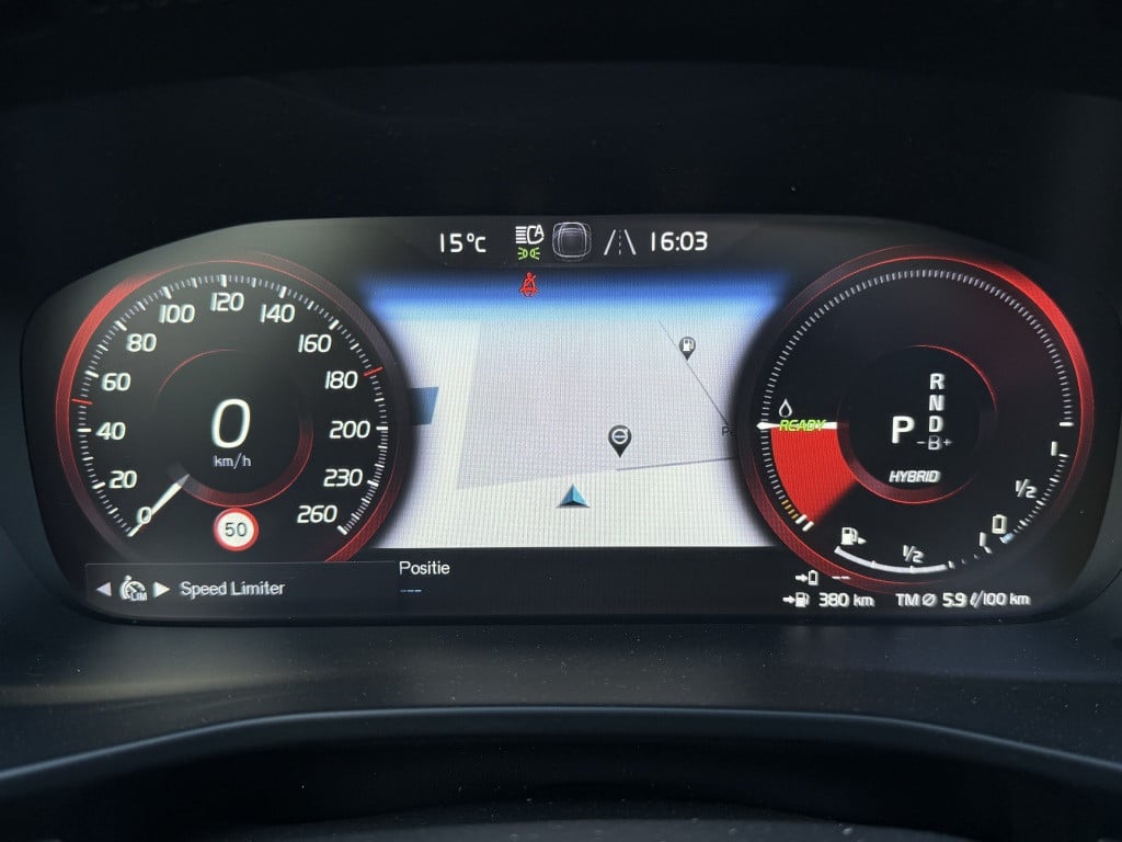 Volvo XC40 t5 262pk recharge| r-design-full options ! stylingpack