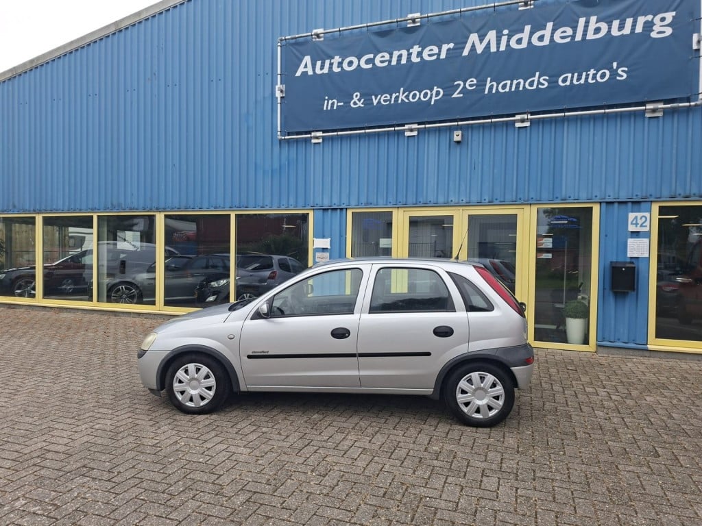 Opel Corsa 1.2 16v enjoy
