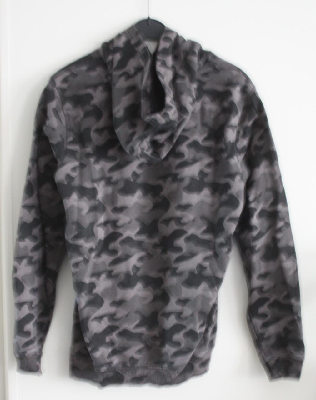 Legerprint trui  maat 176