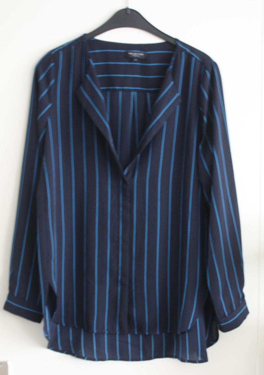 Donkerblauwe blouse met strepen maat 34