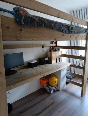 Hoogslaper steigerhout
