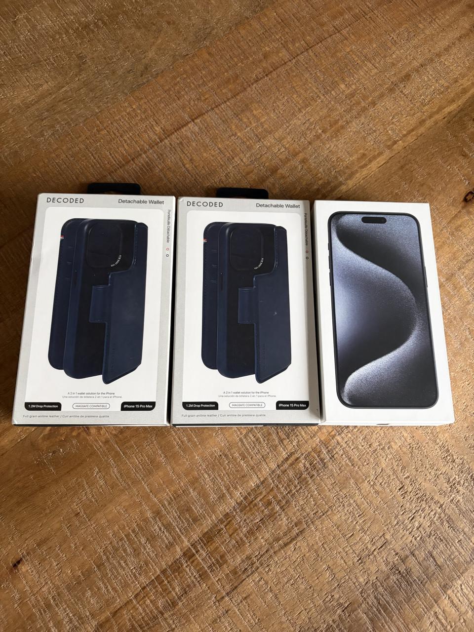 Te koop: iPhone 15 Pro Max – Blauw – 256GB – Topstaat!