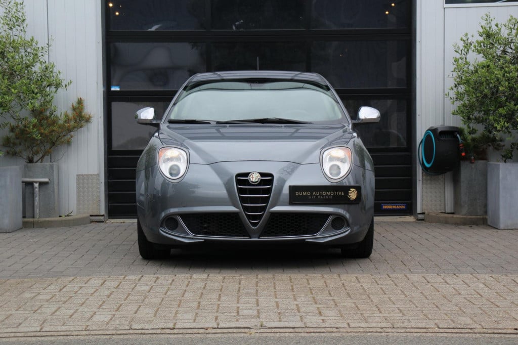 Alfa Romeo MiTo 1.4 progression -1e eig - pdc - airco - elek ramen - isofix