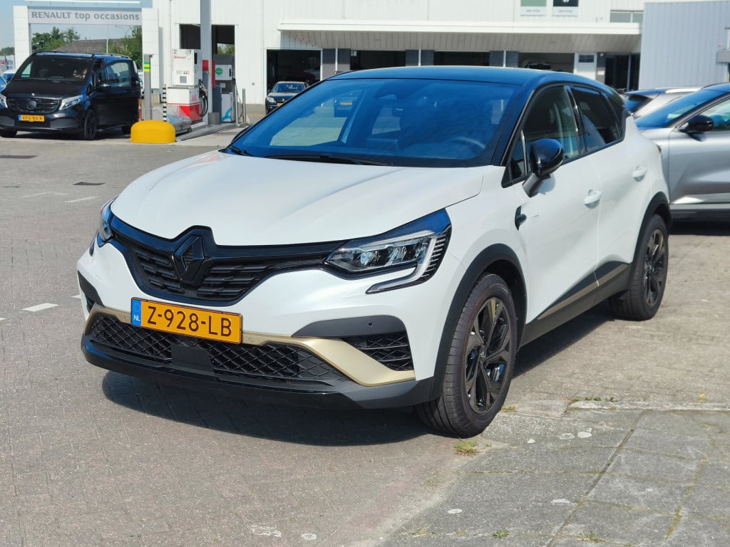 Renault Captur 1.6 e-tech hybrid 145 e-tech engineered