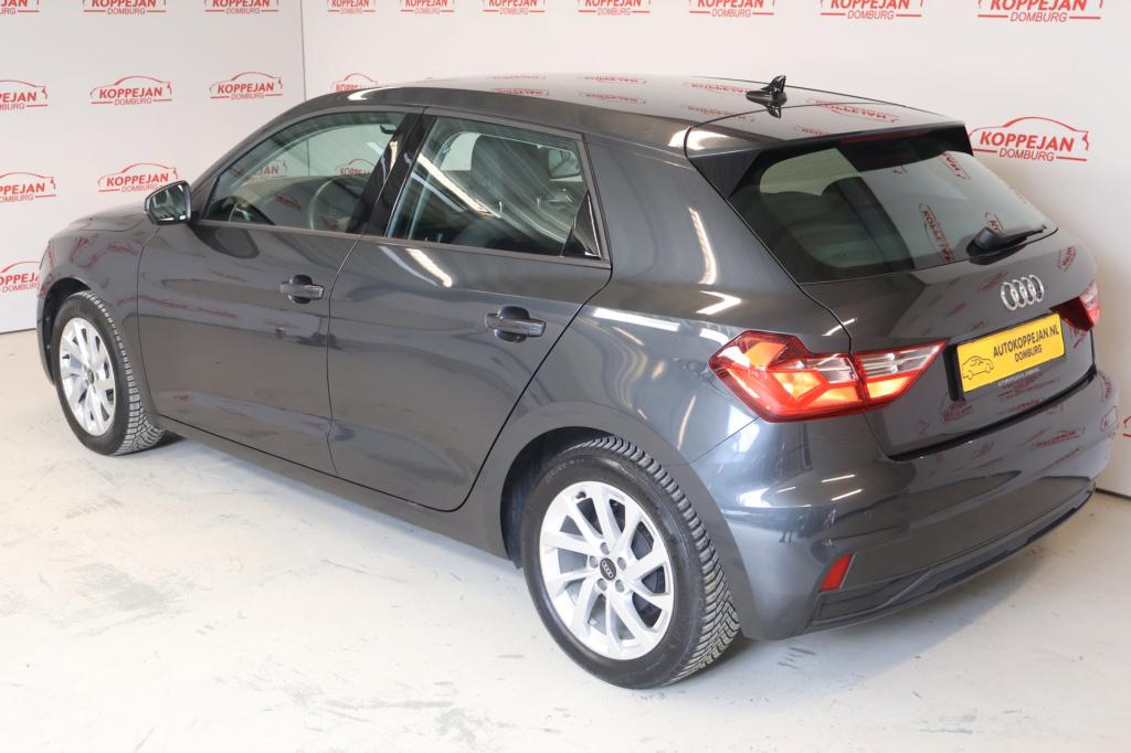 Audi A1 Sportback 25 tfsi advanced edition app connect, all season, pdc v+a