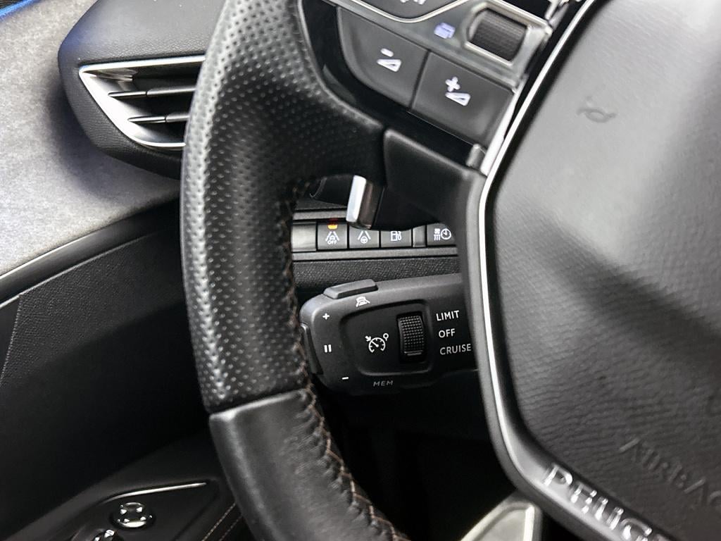 Peugeot 3008 hybrid4 300pk automaat première pack avantage | panoramadak | 