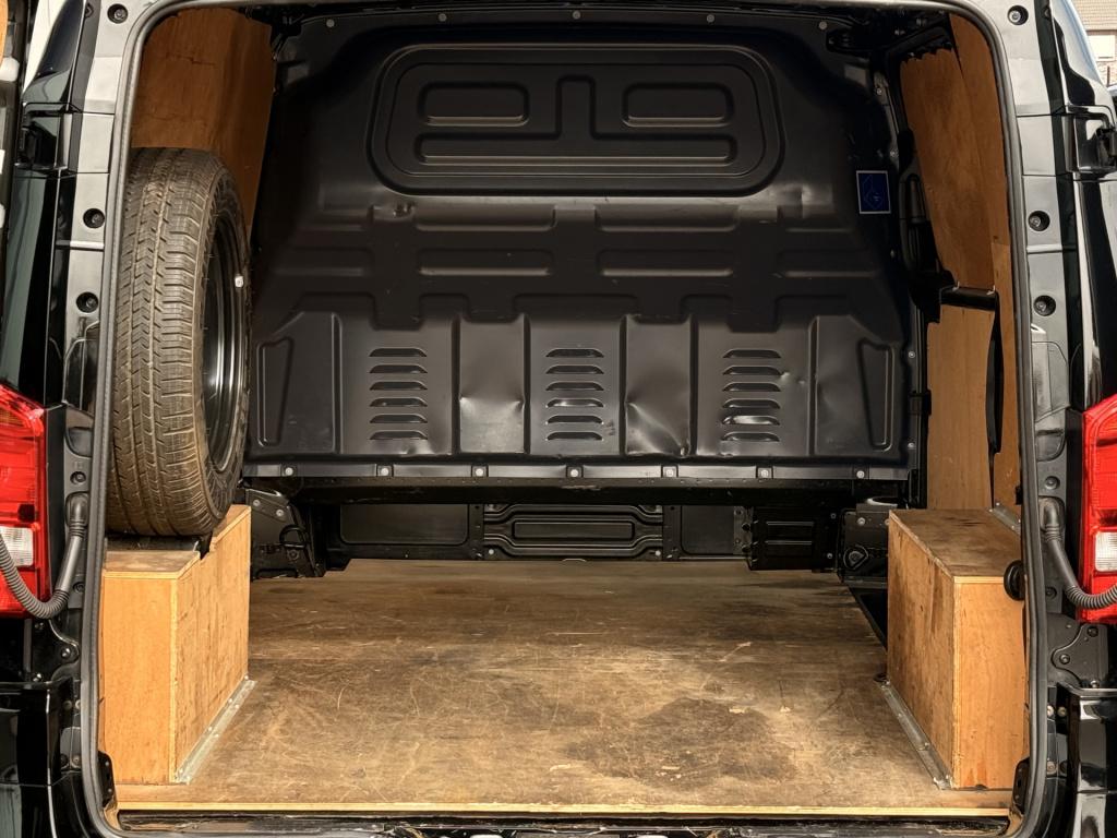 Mercedes-Benz Vito 114 cdi automaat | acherruitrijcamera | trekhaak | bluet