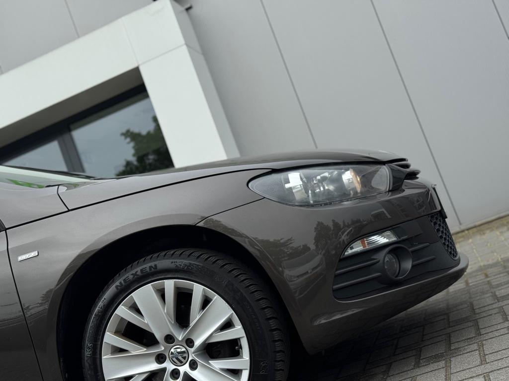 Volkswagen Scirocco 1.4 tsi life * xenon * stoelverwarming * pdc * clima