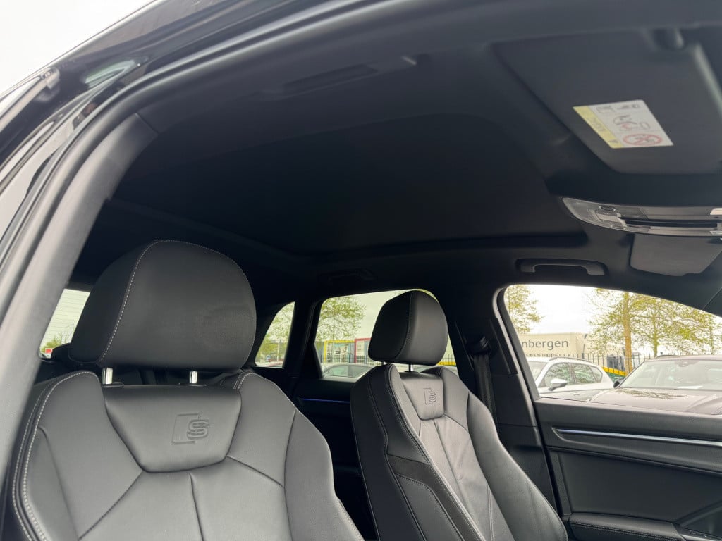 Audi Q3 35 tfsi 3x s-line * panoramadak * keyless * leer * camera