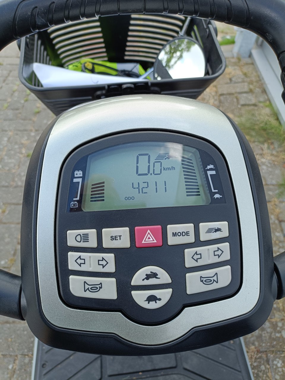 Scootmobiel Zolar pride