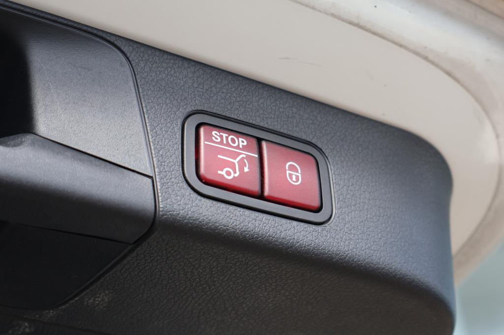 Mercedes-Benz Glb 180 d premium amg i btwi l camera l smartphone integratie