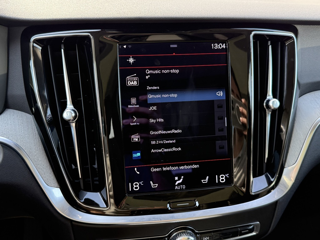 Volvo V60 b3 163pk inscription| panodak| adap.cruise| camera| leder| h&k s