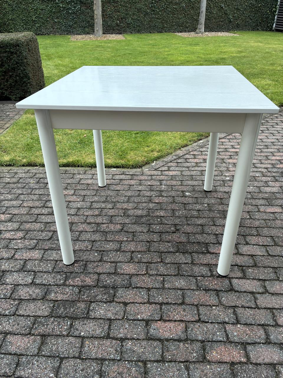 Tafel 90x90cm wit