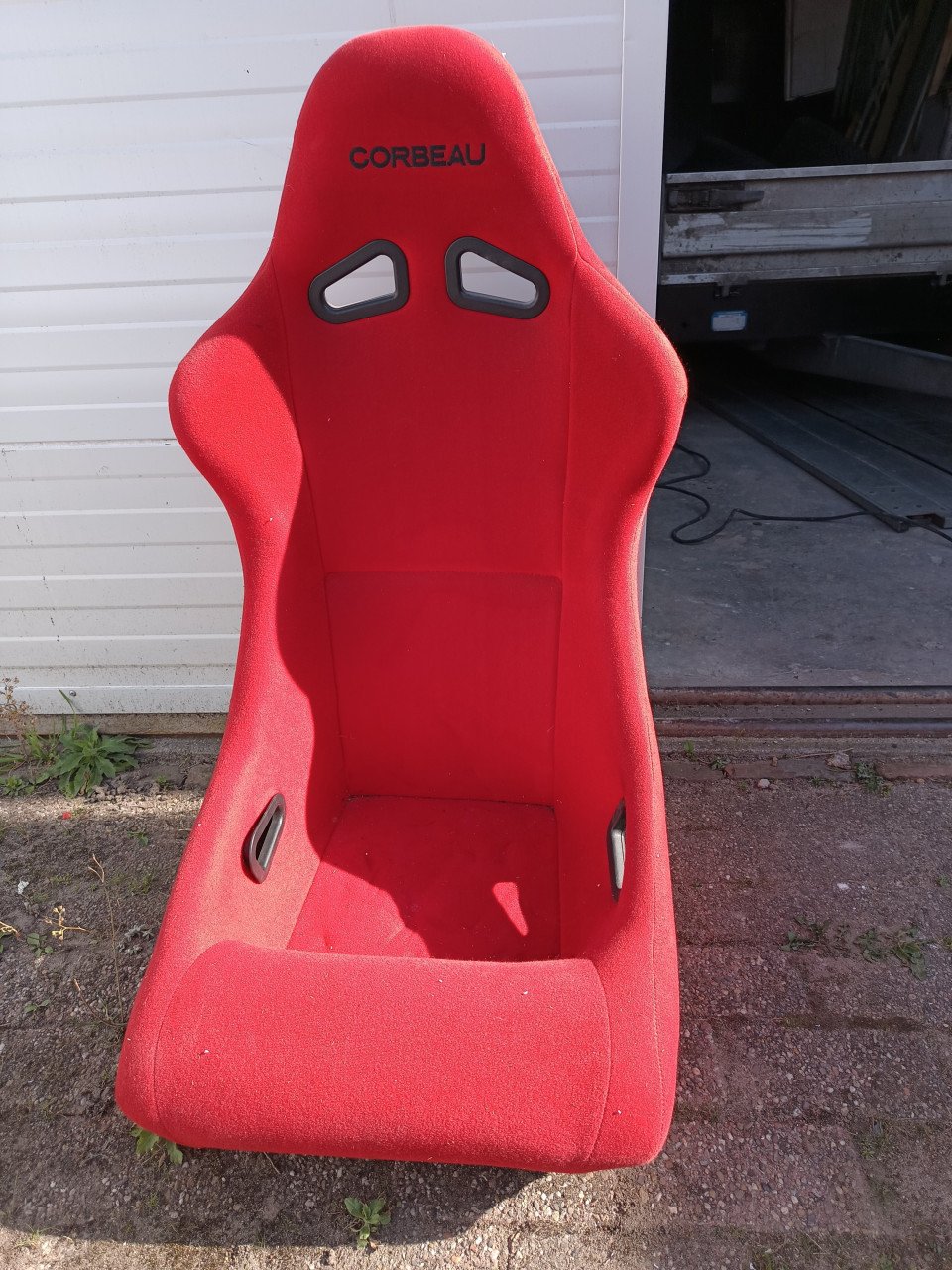 Kuipstoel auto