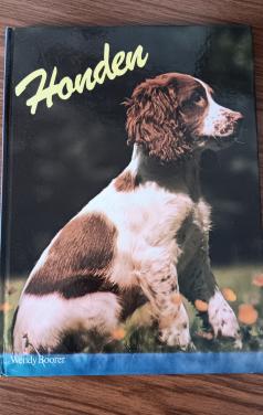 MOOIE HONDENBOEKEN