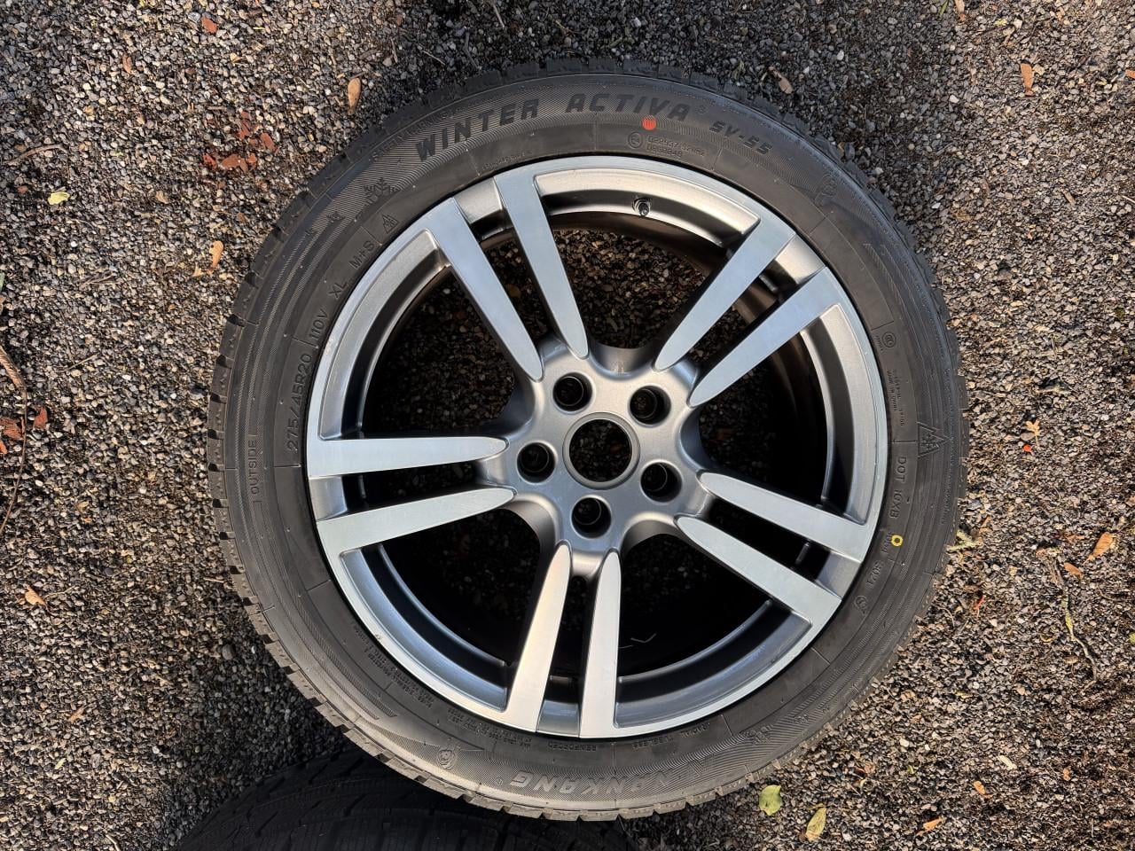 Italiaanse velgen met nieuwe winterbanden voor Porsche