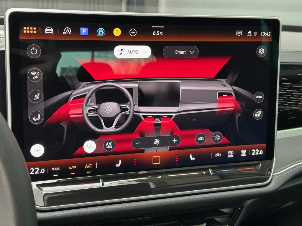 Volkswagen Passat variant 1.5 etsi 150pk elegance | alcantara | head up | c