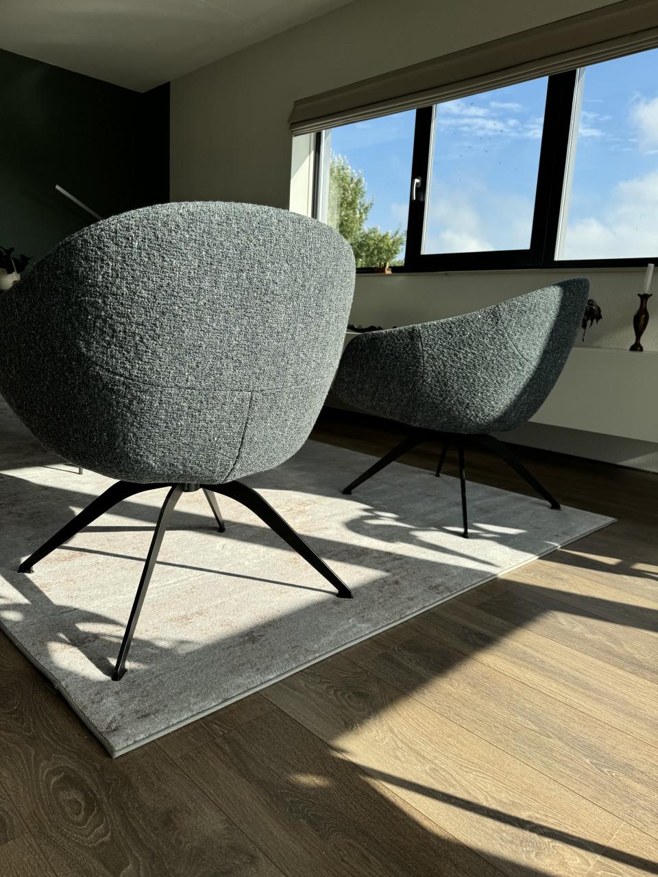 Twee nieuwe zeer comfortabele draaifauteuils van Gealux